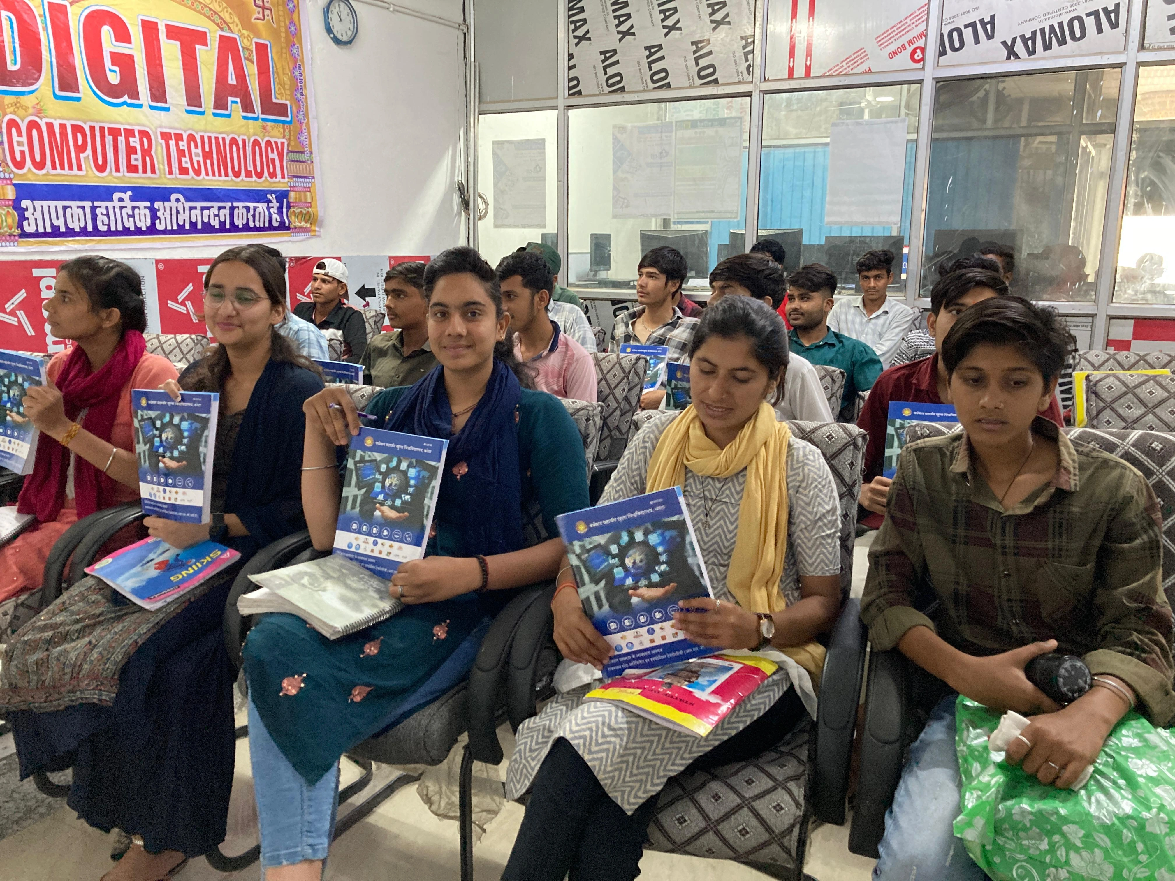 Expert Trainer Conducting IT Training Session at Digital Computer Technology